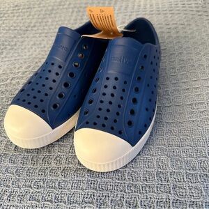 Native blue Jefferson’s nwt 12